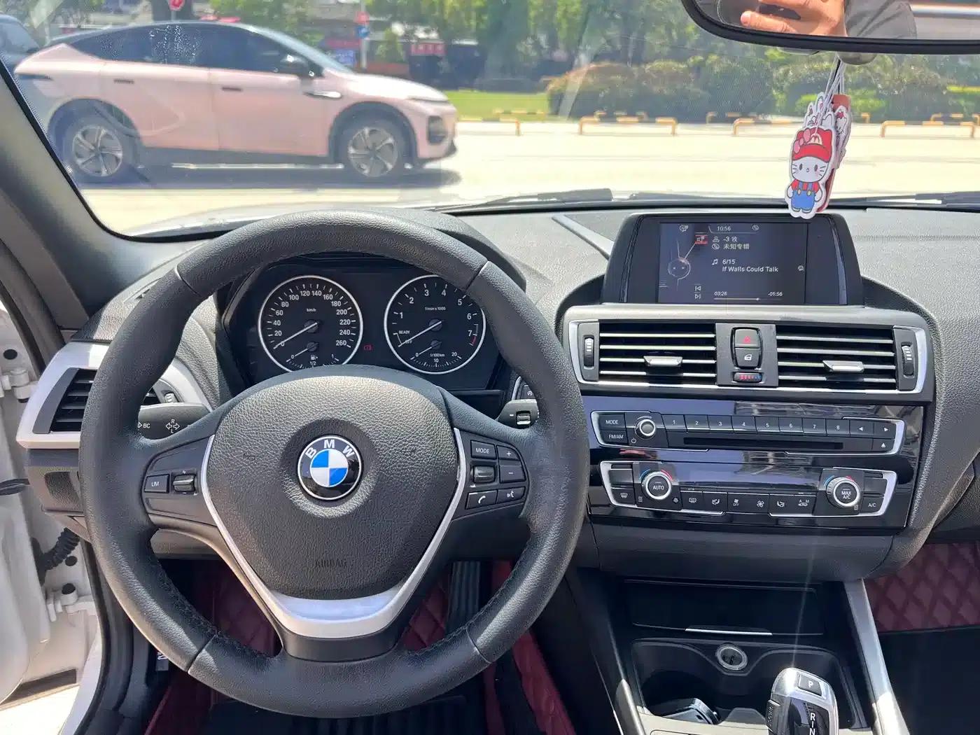 2015 BMW 2 Series Imported 220i Convertible Coupe Leading Model — миниатюра 9