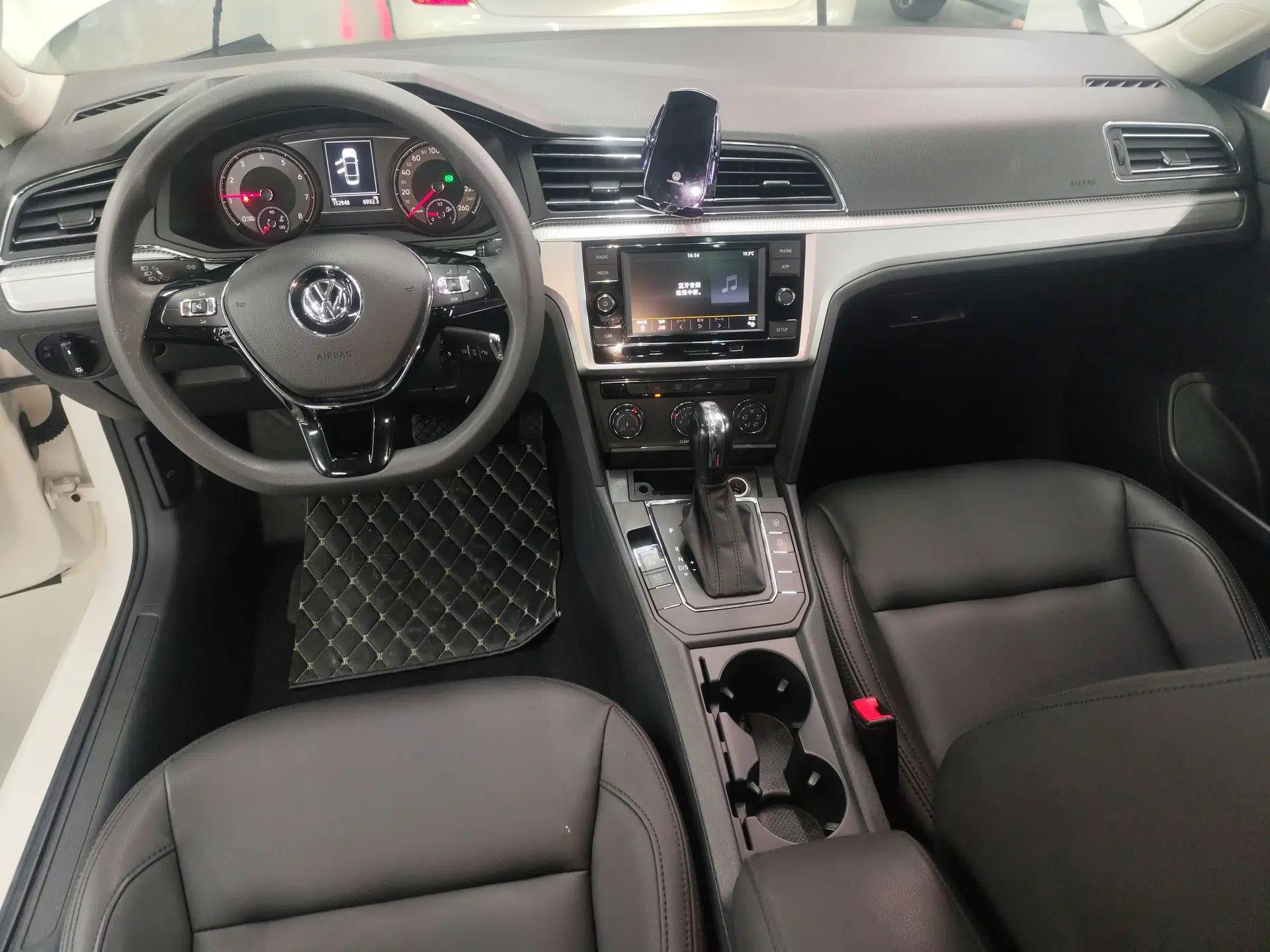 Volkswagen Lamando 2019 230TSI DSG Fashion Edition China VI — миниатюра 17
