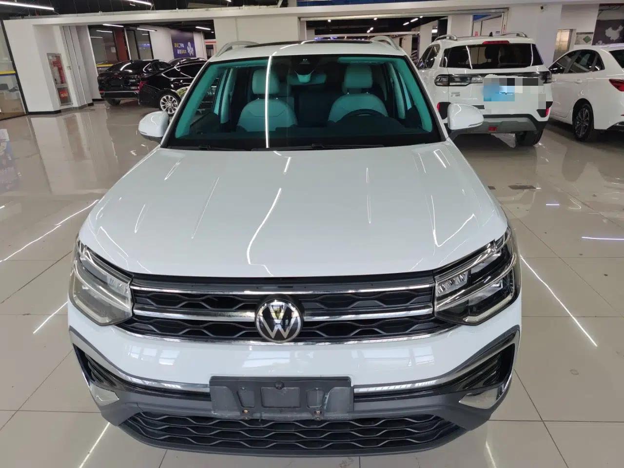 Volkswagen Tharu 2024 300TSI Two-Wheel-Drive Moonlight Edition — миниатюра 2