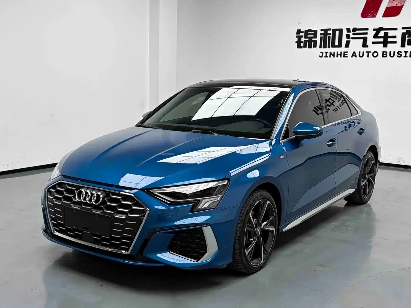 2022 Audi A3 A3L Limousine 35 TFSI Fashion Sport — миниатюра 1