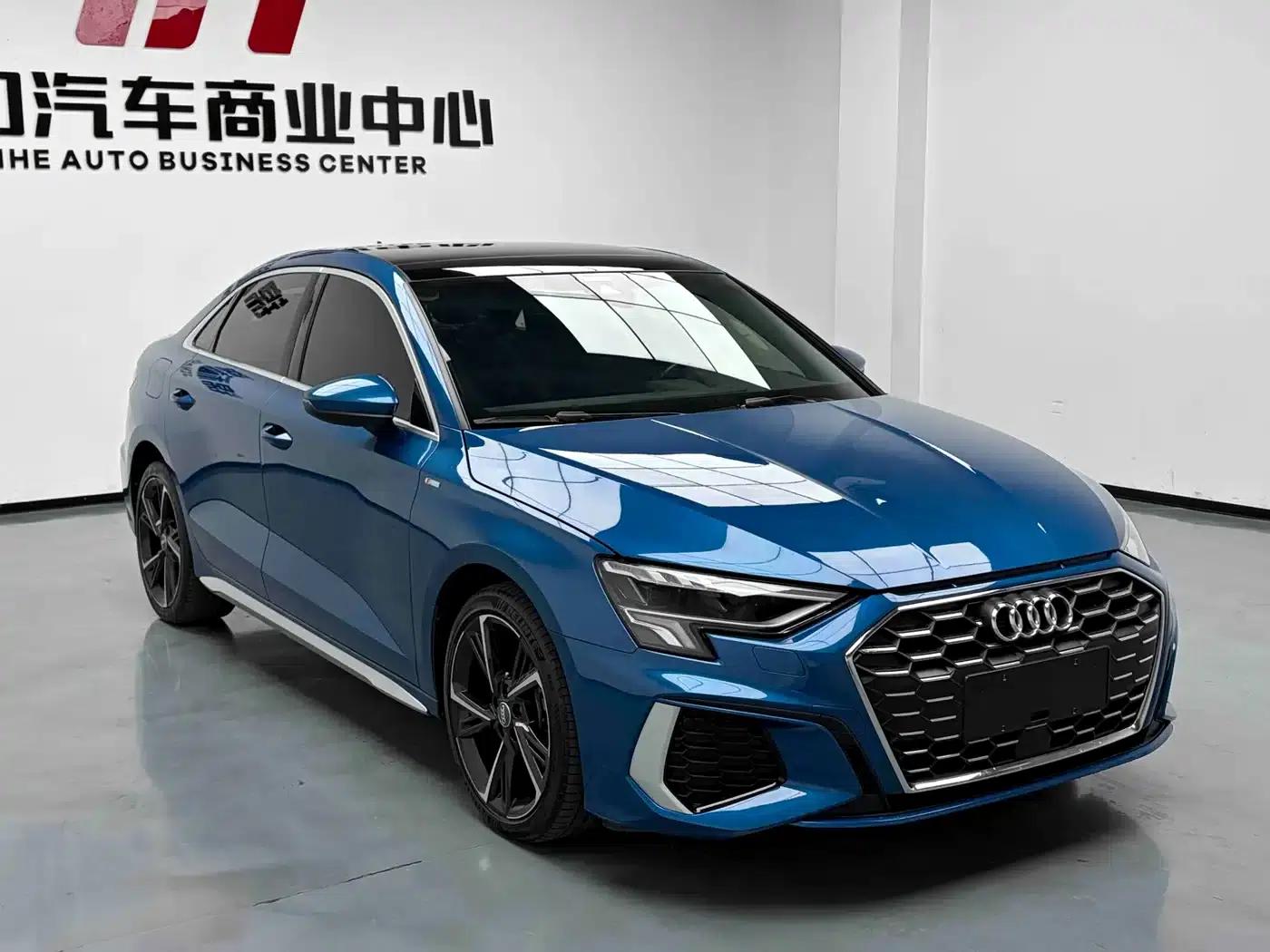 2022 Audi A3 A3L Limousine 35 TFSI Fashion Sport — миниатюра 3