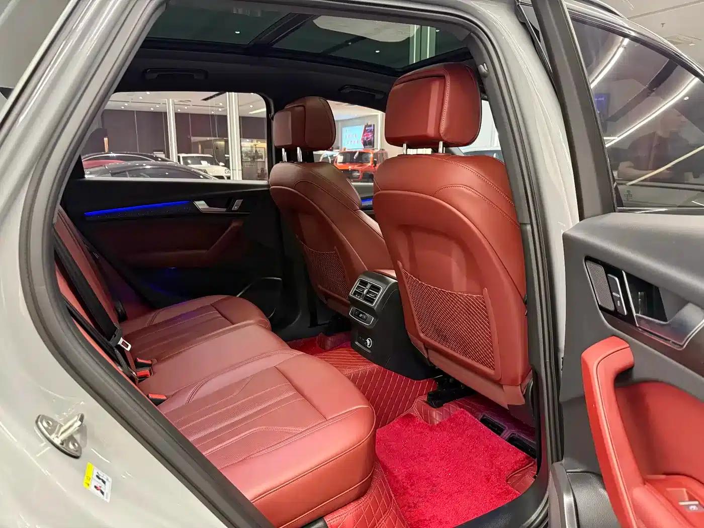 Audi Q5L 2025 40 TFSI Luxury Dynamic — миниатюра 9