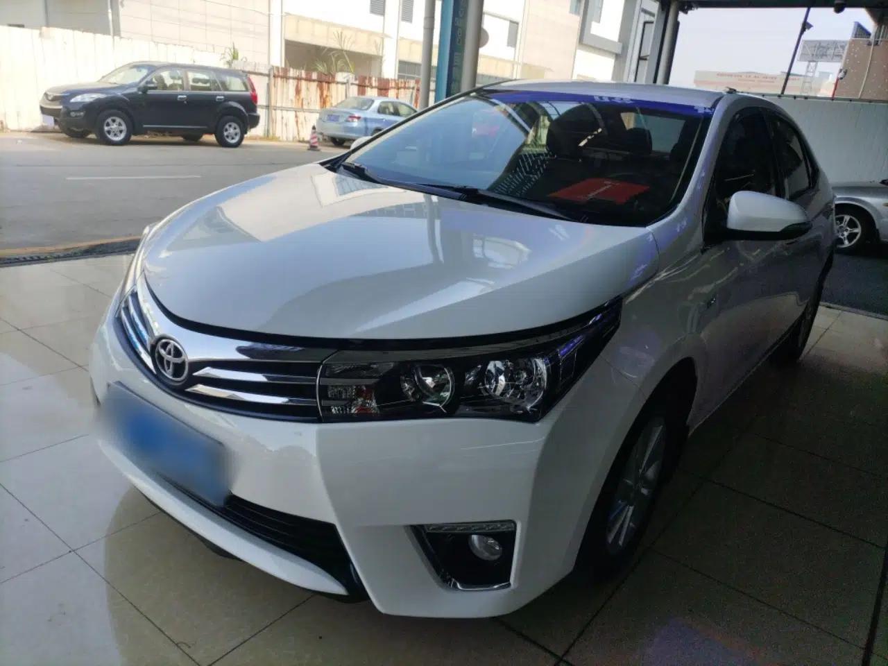 Toyota Corolla 2017 1.6L CVT GL — миниатюра 1