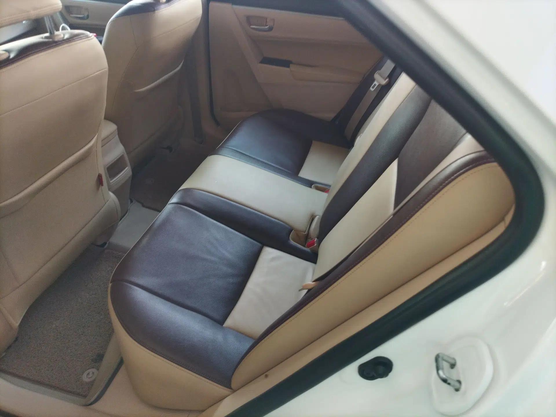 Toyota Corolla 2017 1.6L CVT GL — миниатюра 20