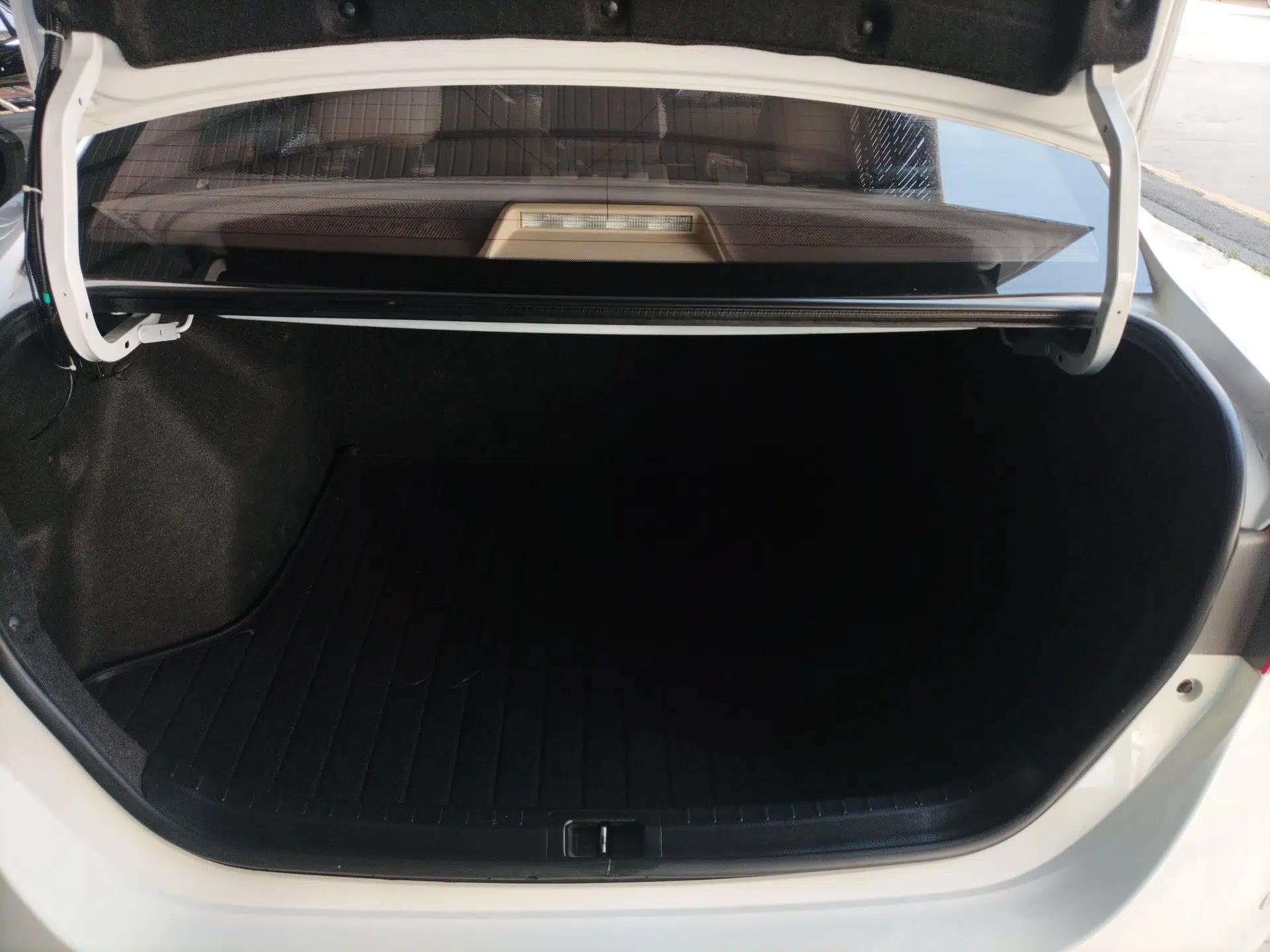 Toyota Corolla 2017 1.6L CVT GL — миниатюра 22