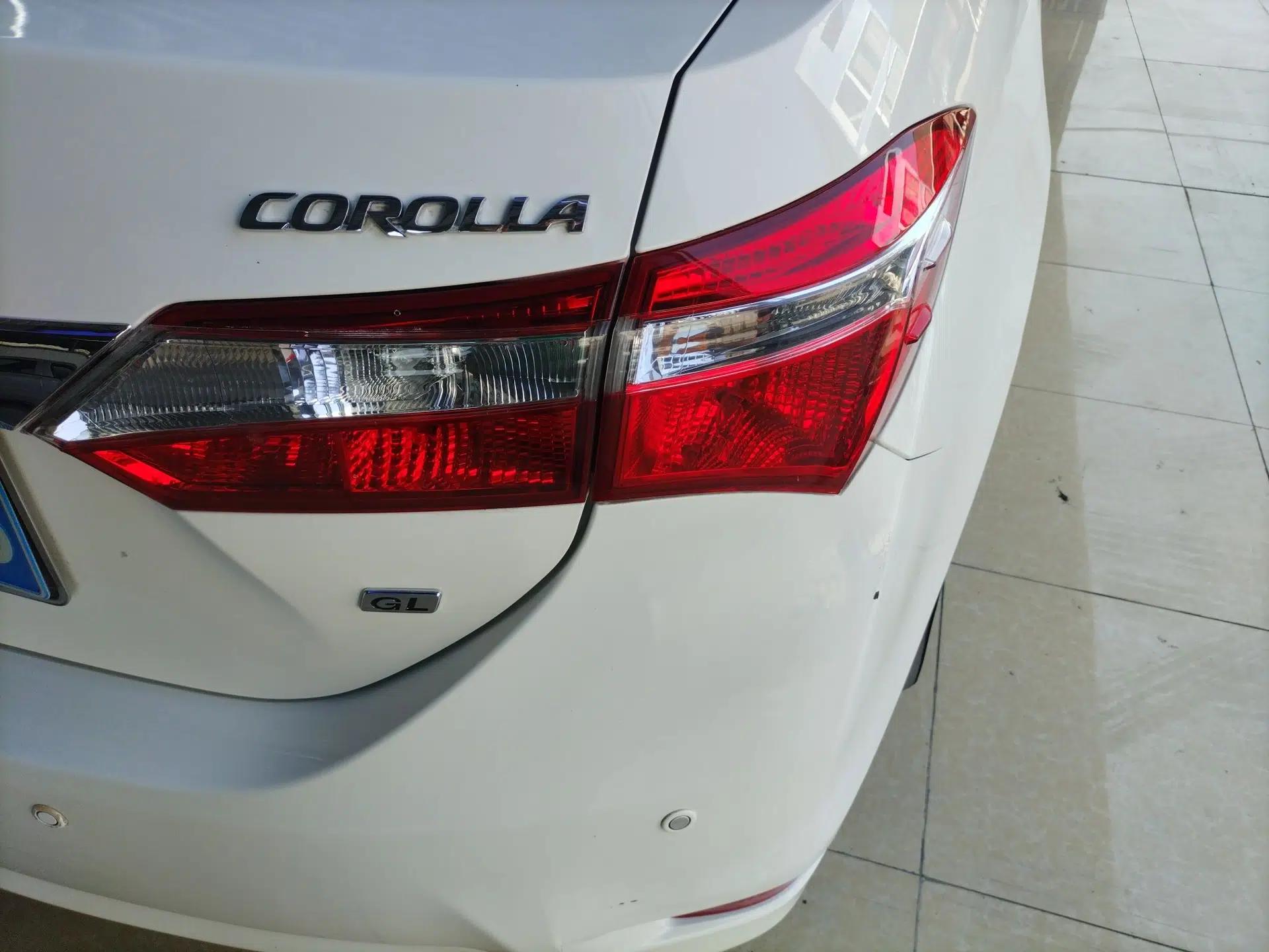 Toyota Corolla 2017 1.6L CVT GL — миниатюра 7