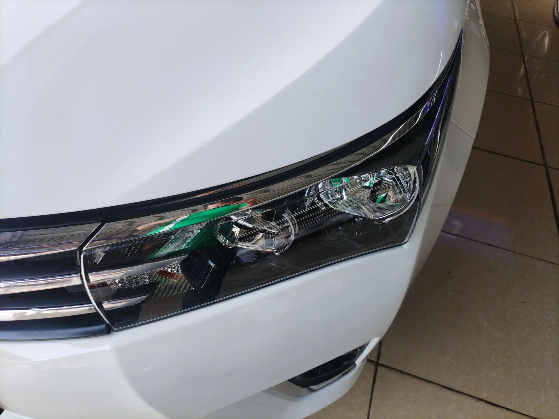 Toyota Corolla 2017 1.6L CVT GL — миниатюра 9