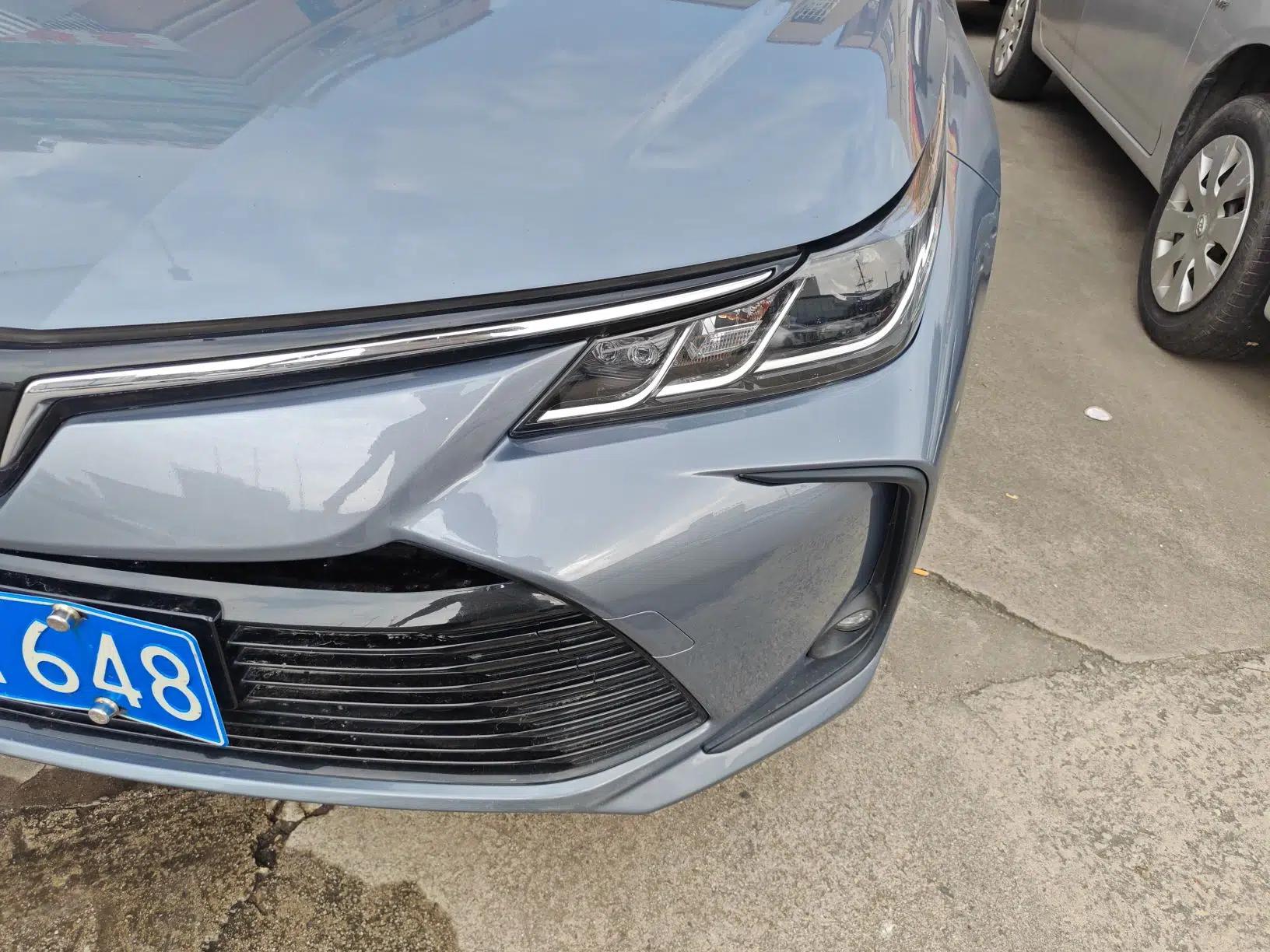 Toyota Corolla 2021 Dual-Motor 1.8L E-CVT Elite Edition — миниатюра 2