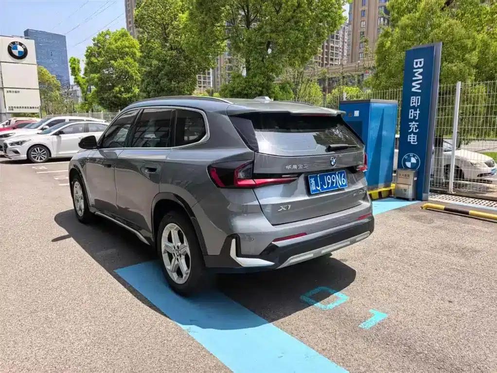 2023 BMW X1 sDrive20Li X Design Package — миниатюра 6