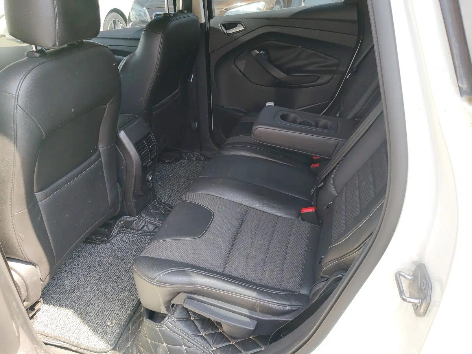 Ford Kuga 2013 1.6L GTDi Two-Wheel-Drive Trend Model — миниатюра 20