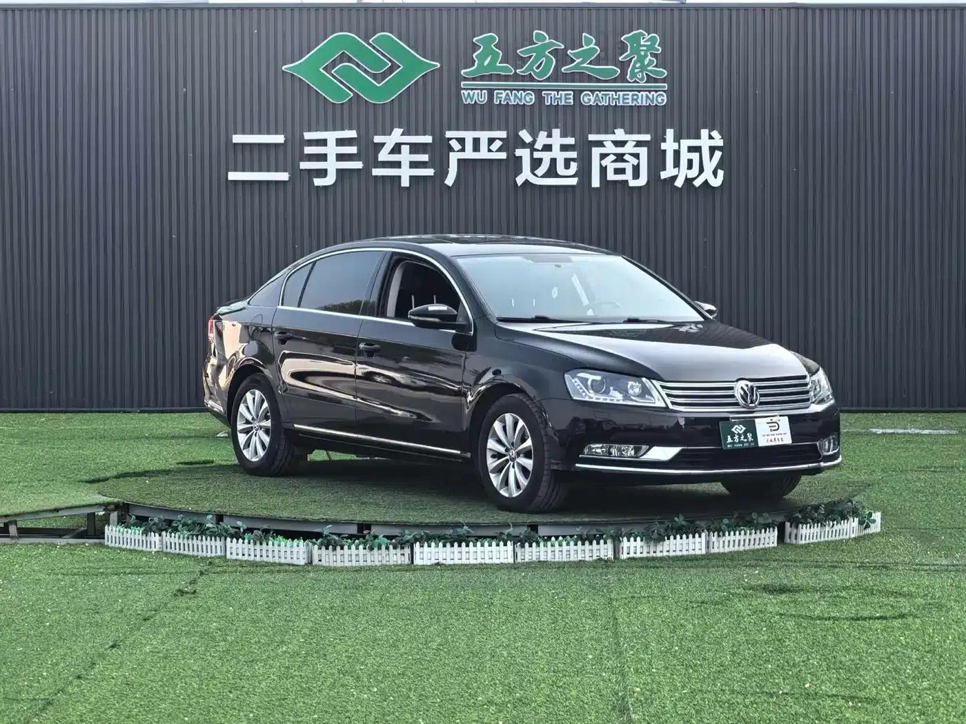 2015 Volkswagen Passat 2.0TSI Luxury — миниатюра 3