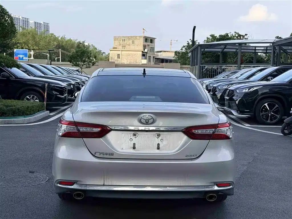 2023 Camry 2.5G Luxury Edition — миниатюра 5