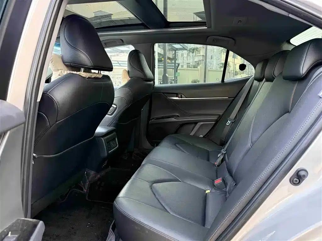 2023 Camry 2.5G Luxury Edition — миниатюра 9