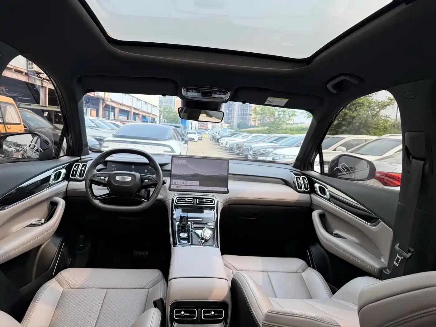The 2025 Geely Boyue L, Fourth Generation 1.5TD DCT, is now available. — миниатюра 11