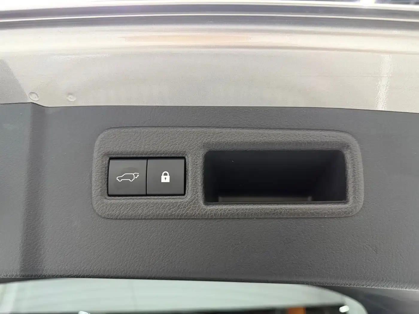 Lexus NX 2020 200 AWD Sport Edition (China VI Emission Standard) — миниатюра 10