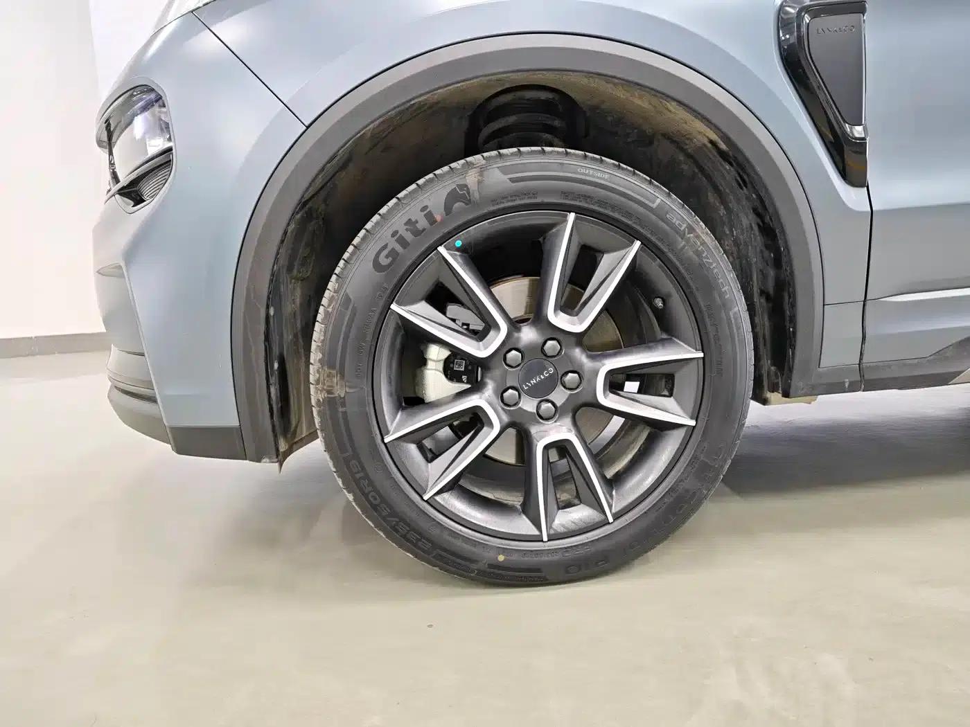 Lynk & Co 01 2025 2.0TD Two-Wheel Drive Refreshed Pro Edition — миниатюра 14