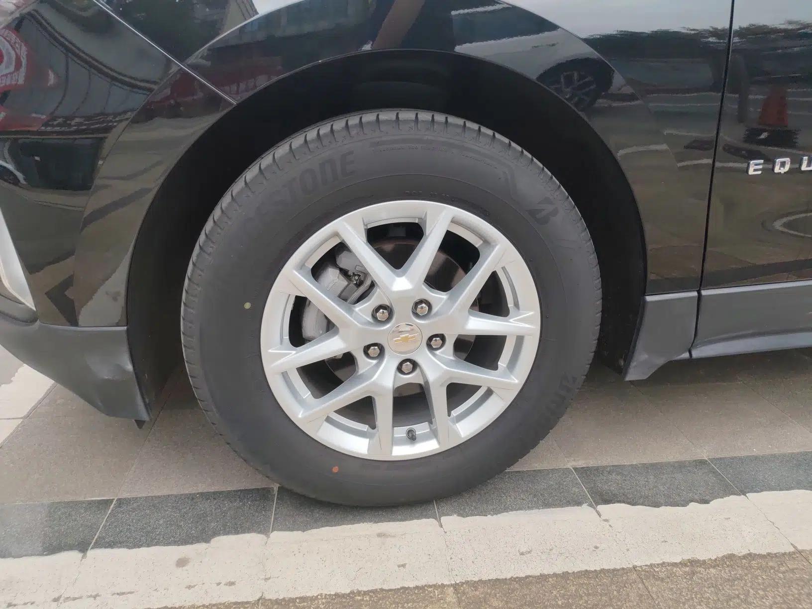 Chevrolet Equinox 2023 1.5T Chijie Version — миниатюра 8
