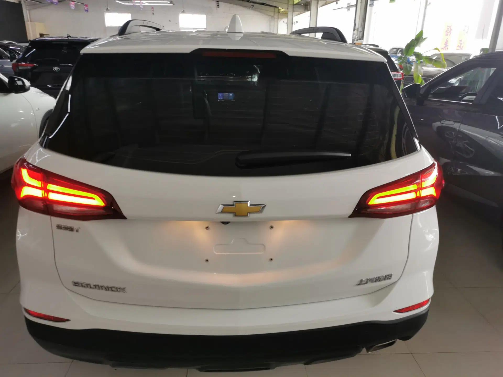 Chevrolet Equinox 2021 535T Chijie Edition — миниатюра 5