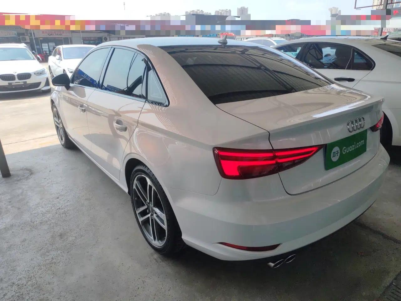 Audi A3 2018 30th Anniversary Edition Limousine 35 TFSI Ambition Model — миниатюра 4