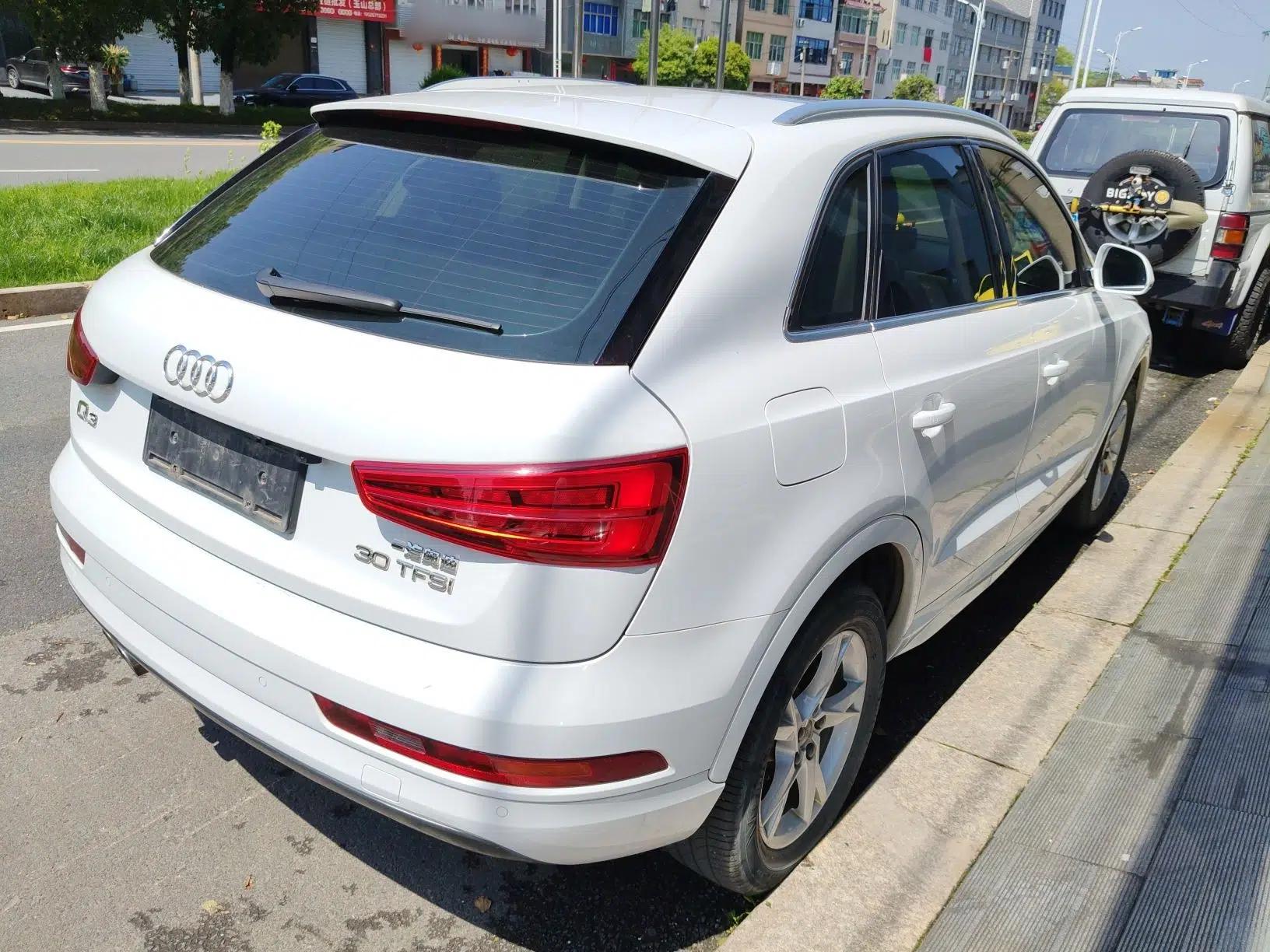 Audi Q3 2018 30th Anniversary Edition 30 TFSI Fashion Model — миниатюра 4