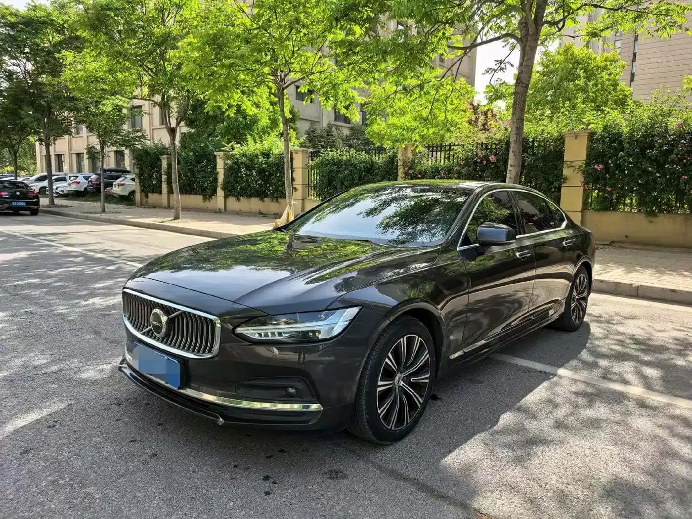 2021 Volvo S90 B5 Inscription Luxury Edition — миниатюра 3