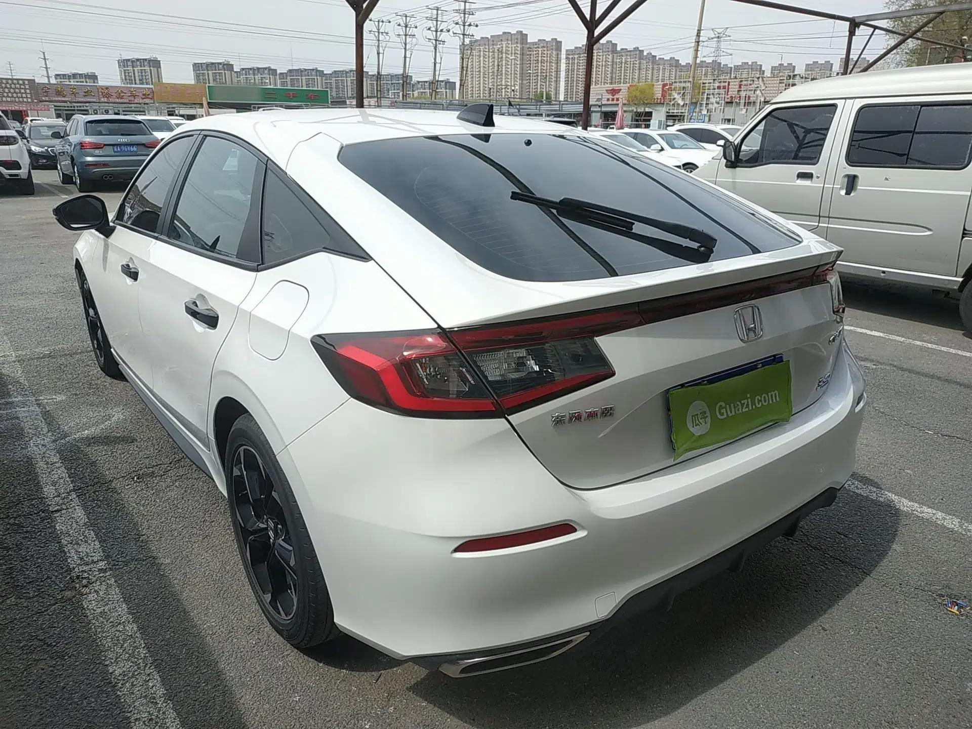 Honda Civic 2023 HATCHBACK 240TURBO CVT Extreme Edition — миниатюра 4