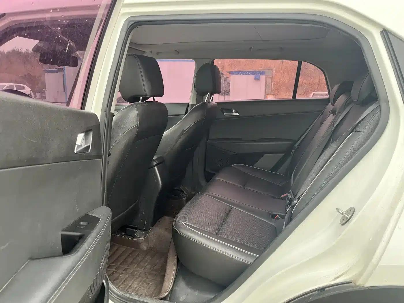 Beijing Hyundai ix25 2015 1.6L Automatic 2WD Smart GLS — миниатюра 3