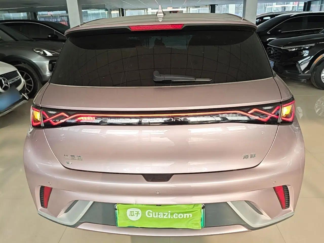 BYD Dolphin 2025 420km Fashion Edition — миниатюра 5