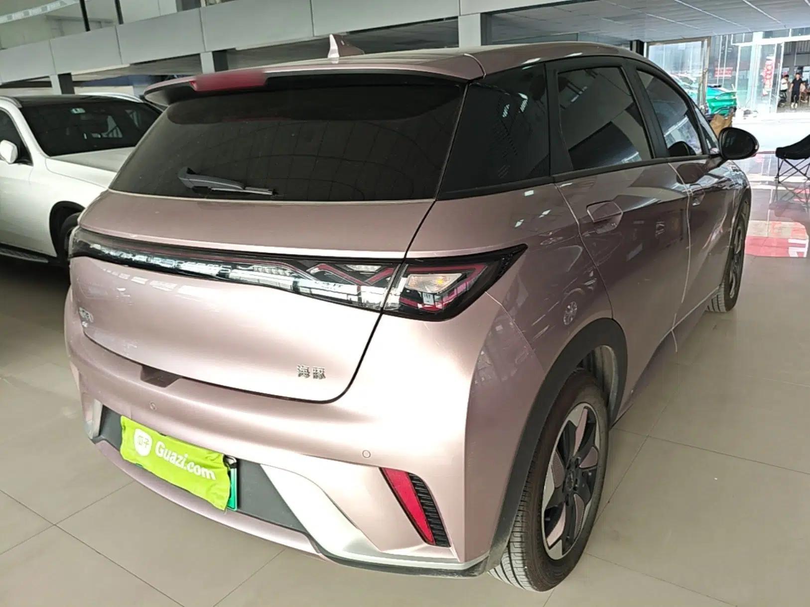BYD Dolphin 2025 420km Fashion Edition — миниатюра 6