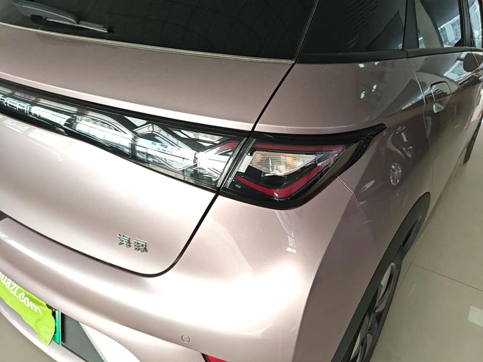 BYD Dolphin 2025 420km Fashion Edition — миниатюра 7