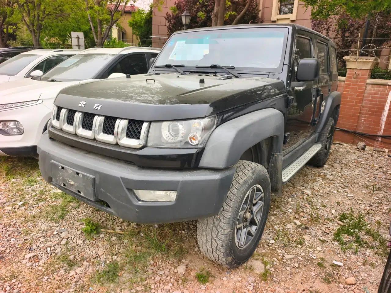 BAIC Off-Road BJ40 2016 40L 2.3T Automatic All-Wheel Drive Premium Edition — миниатюра 1