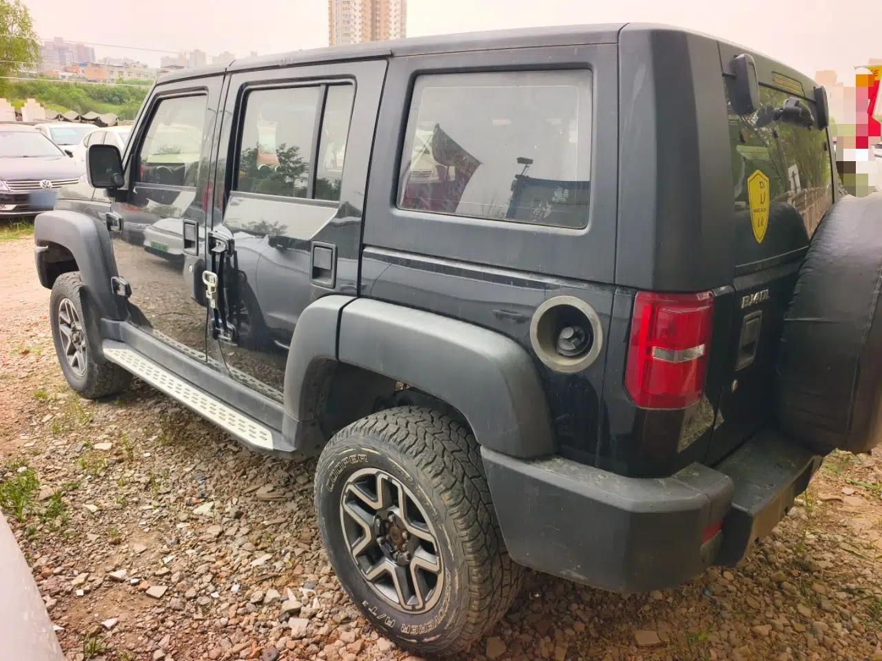 BAIC Off-Road BJ40 2016 40L 2.3T Automatic All-Wheel Drive Premium Edition — миниатюра 7