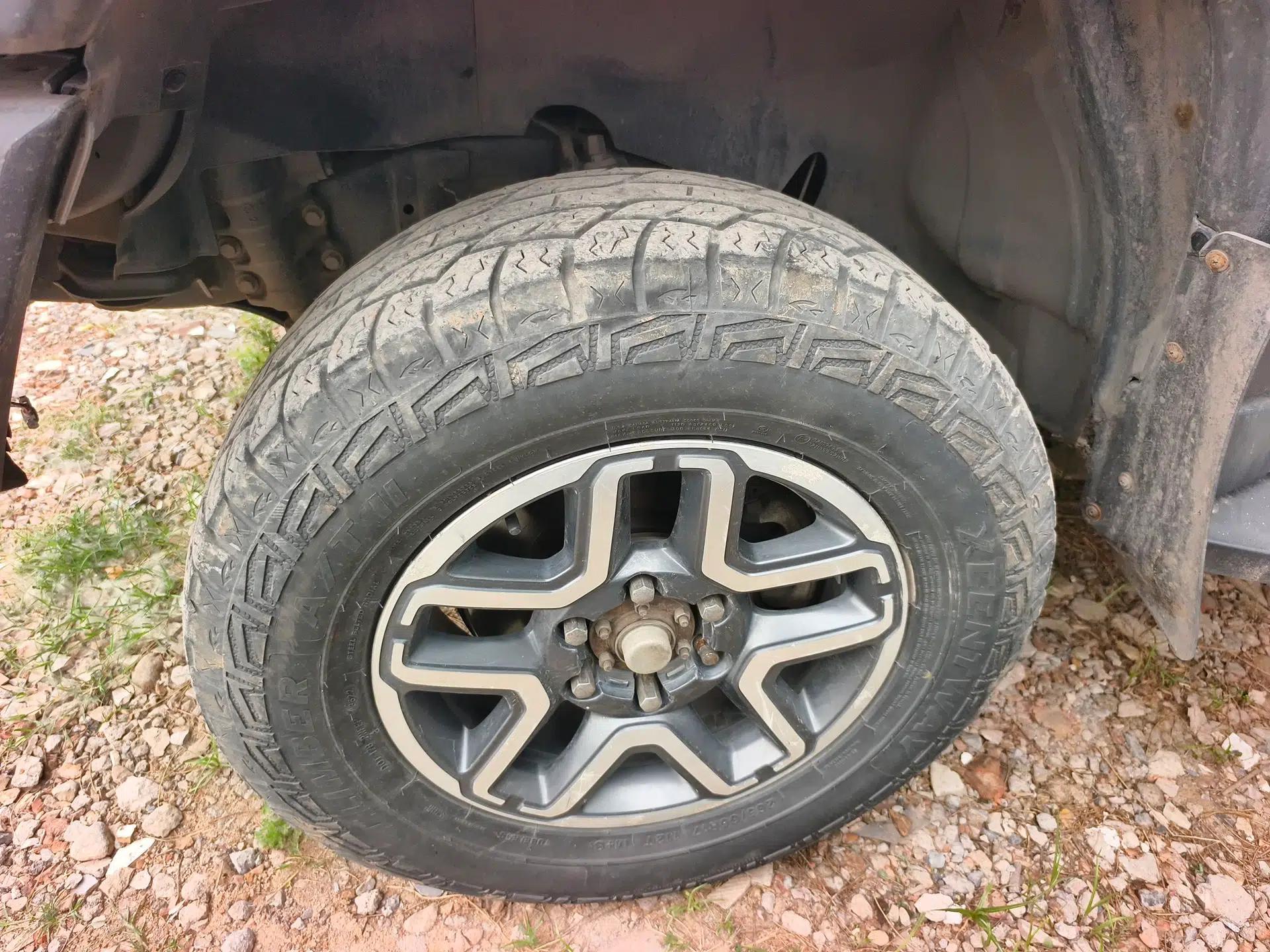 BAIC Off-Road BJ40 2016 40L 2.3T Automatic All-Wheel Drive Premium Edition — миниатюра 9