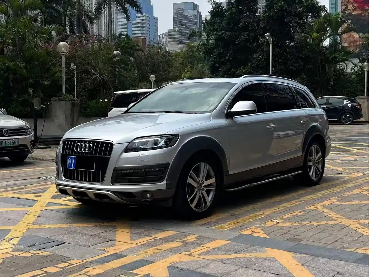 Audi Q7 2010 3.6 FSI Comfort Off-Road Classic Edition — миниатюра 1