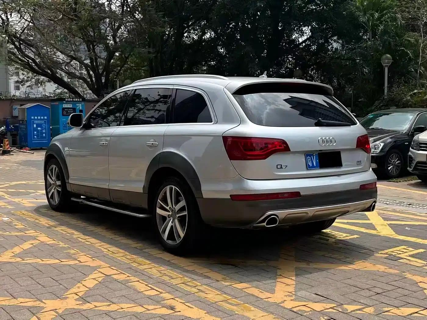 Audi Q7 2010 3.6 FSI Comfort Off-Road Classic Edition — миниатюра 9