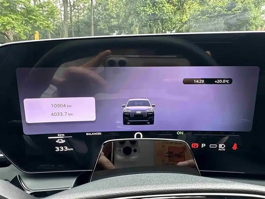 Audi Q6L e-tron 2026 First Edition — миниатюра 12
