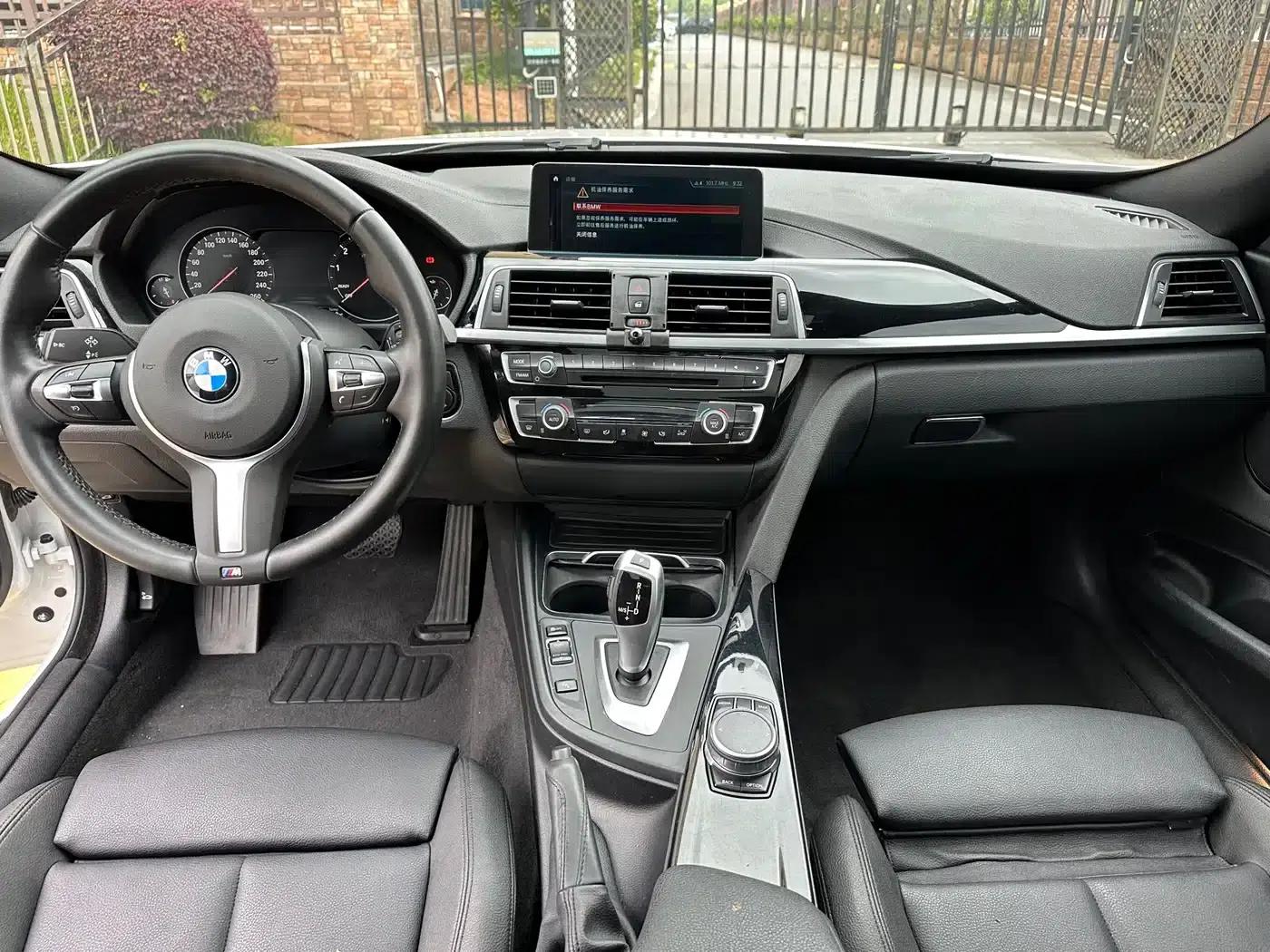 2020 BMW 3 Series GT 320i M Sport Package — миниатюра 12