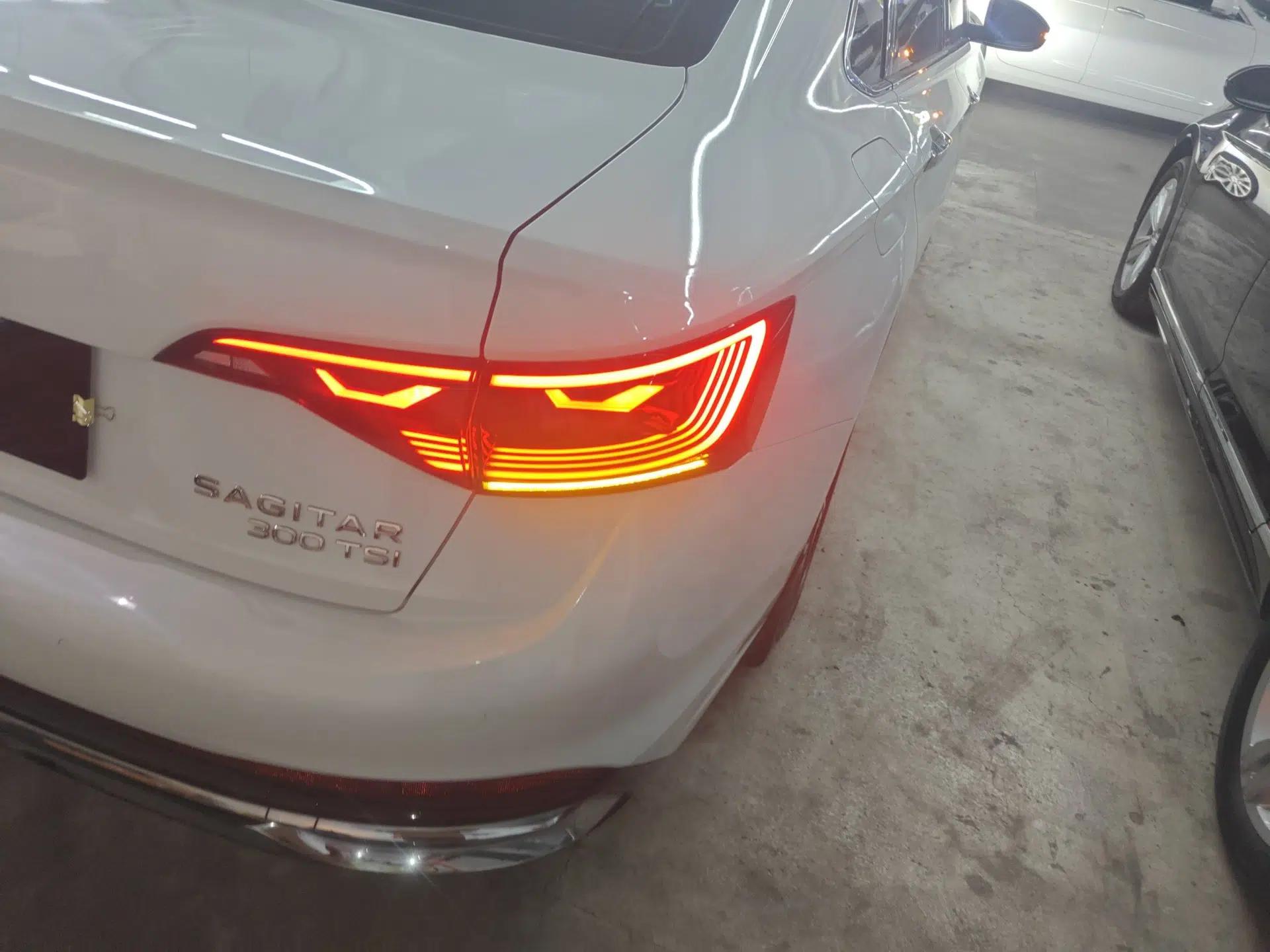 Volkswagen Sagitar 2023 300TSI DSG Excellence Edition — миниатюра 7
