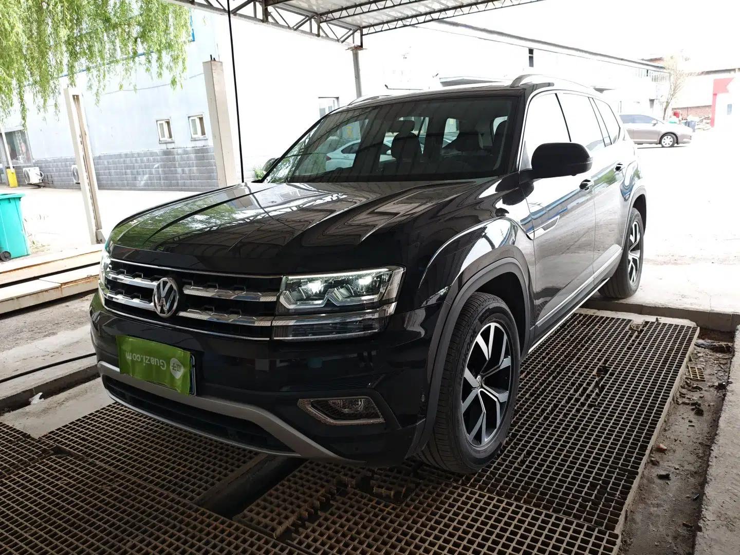 Volkswagen Teramont 2020 330TSI Two-Wheel-Drive Luxury Edition China VI Standard — миниатюра 1