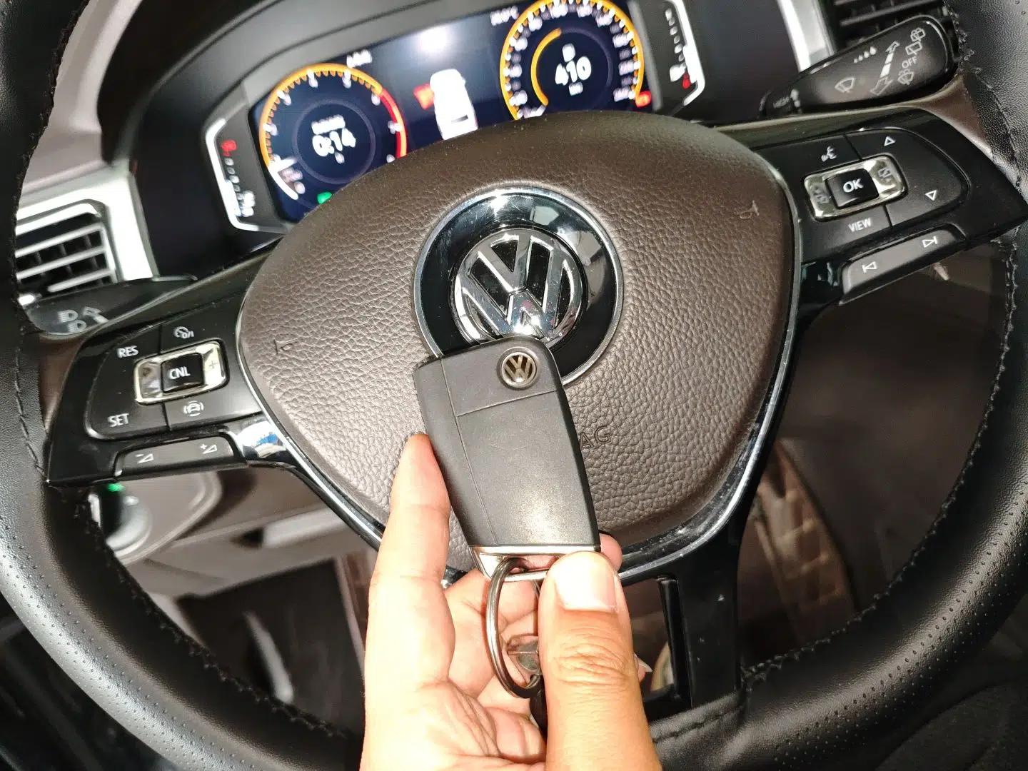 Volkswagen Teramont 2020 330TSI Two-Wheel-Drive Luxury Edition China VI Standard — миниатюра 12
