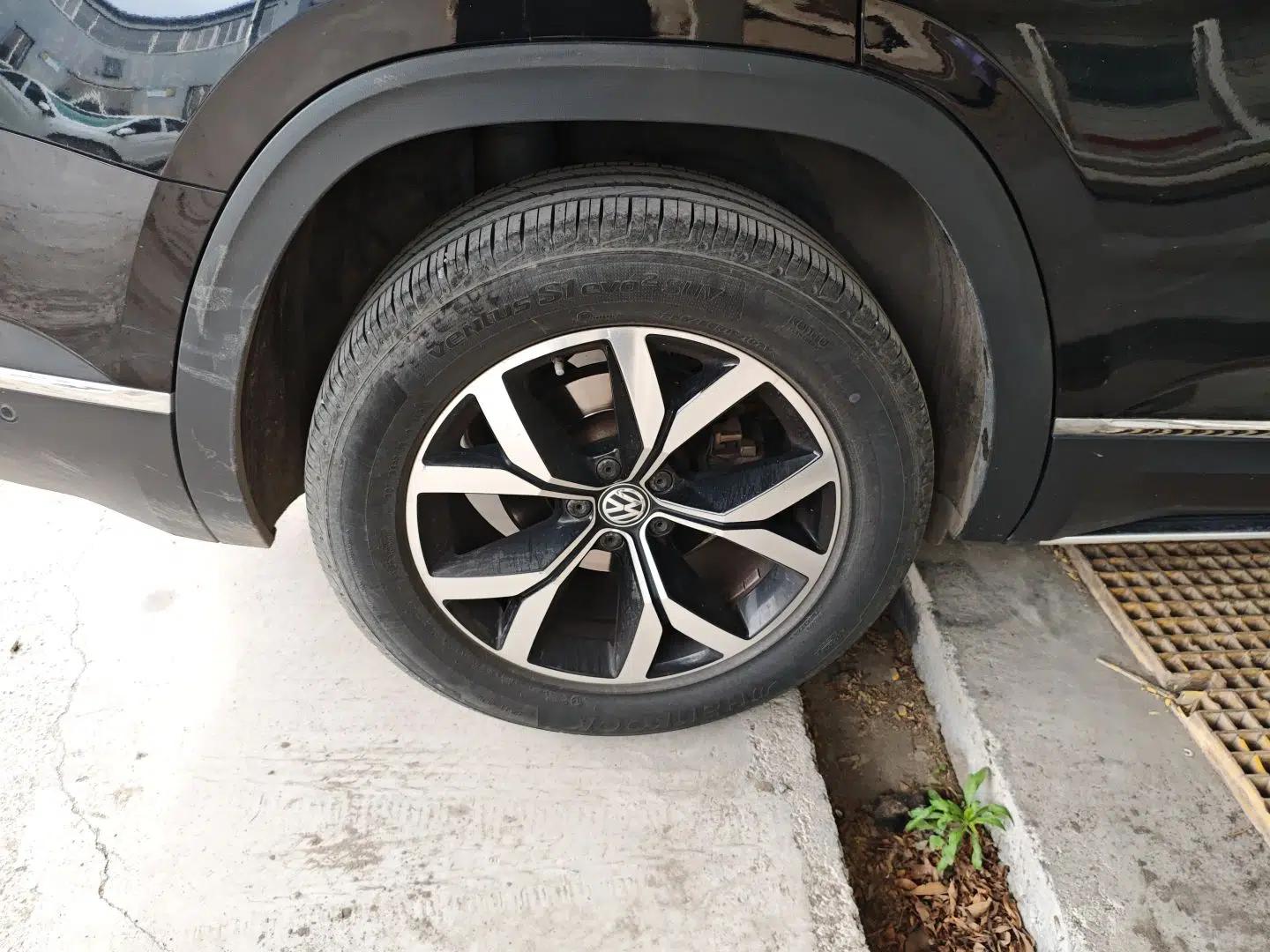 Volkswagen Teramont 2020 330TSI Two-Wheel-Drive Luxury Edition China VI Standard — миниатюра 10