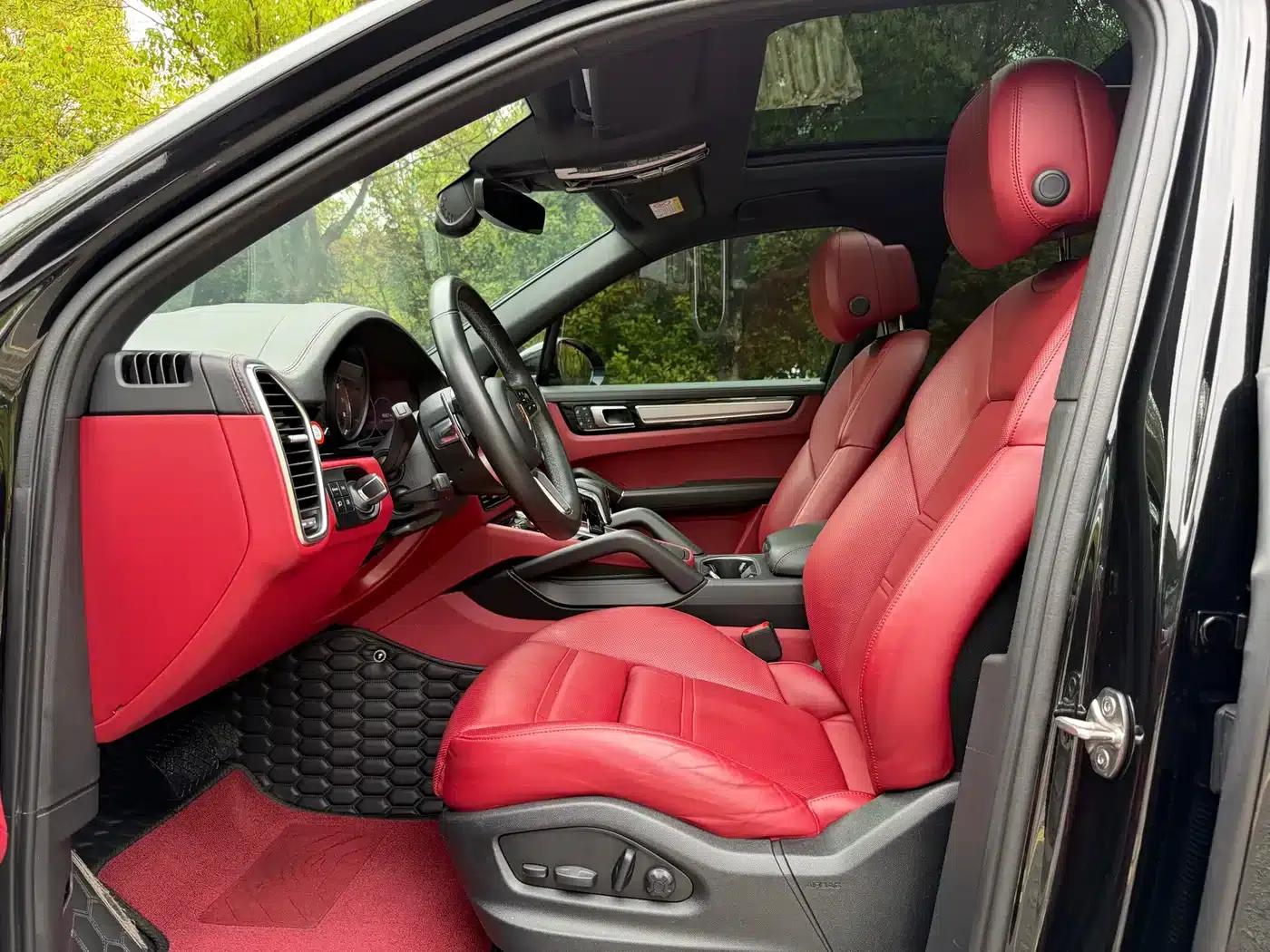 2022 Cayenne E-Hybrid 2.0T Platinum Edition — миниатюра 3