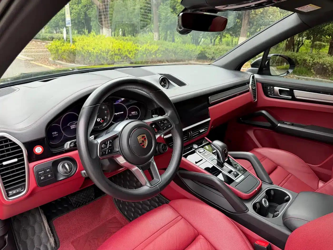 2022 Cayenne E-Hybrid 2.0T Platinum Edition — миниатюра 4
