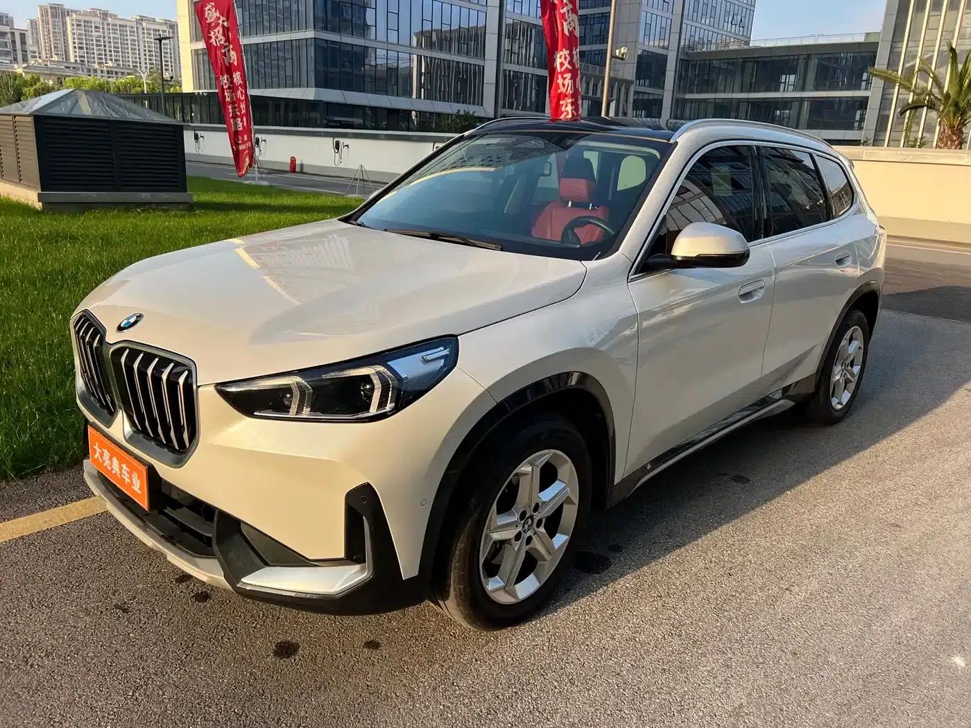 2023 BMW X1 sDrive20Li X Design Package — миниатюра 1