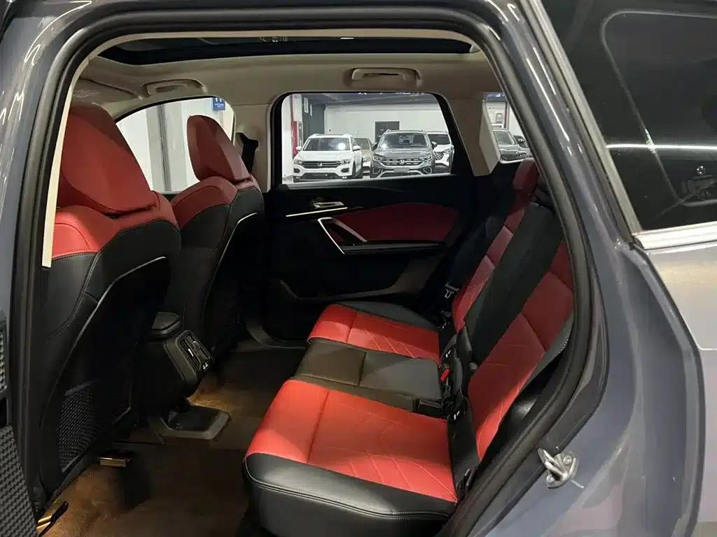 2023 BMW X1 sDrive20Li X Design Package — миниатюра 13