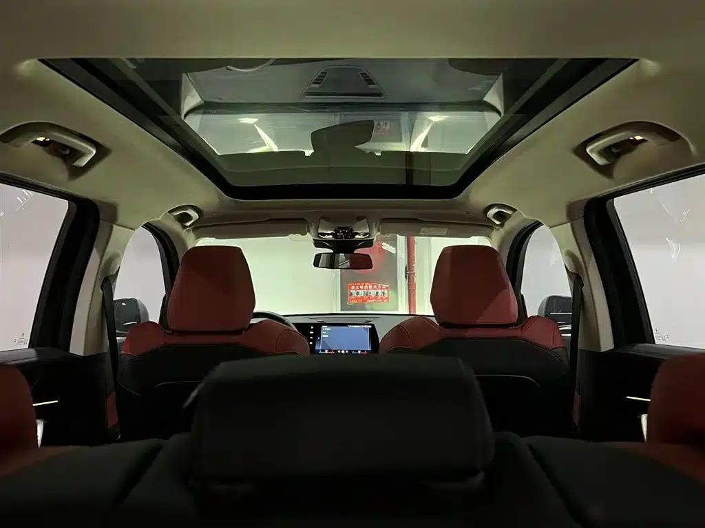 2023 BMW X1 sDrive20Li X Design Package — миниатюра 14