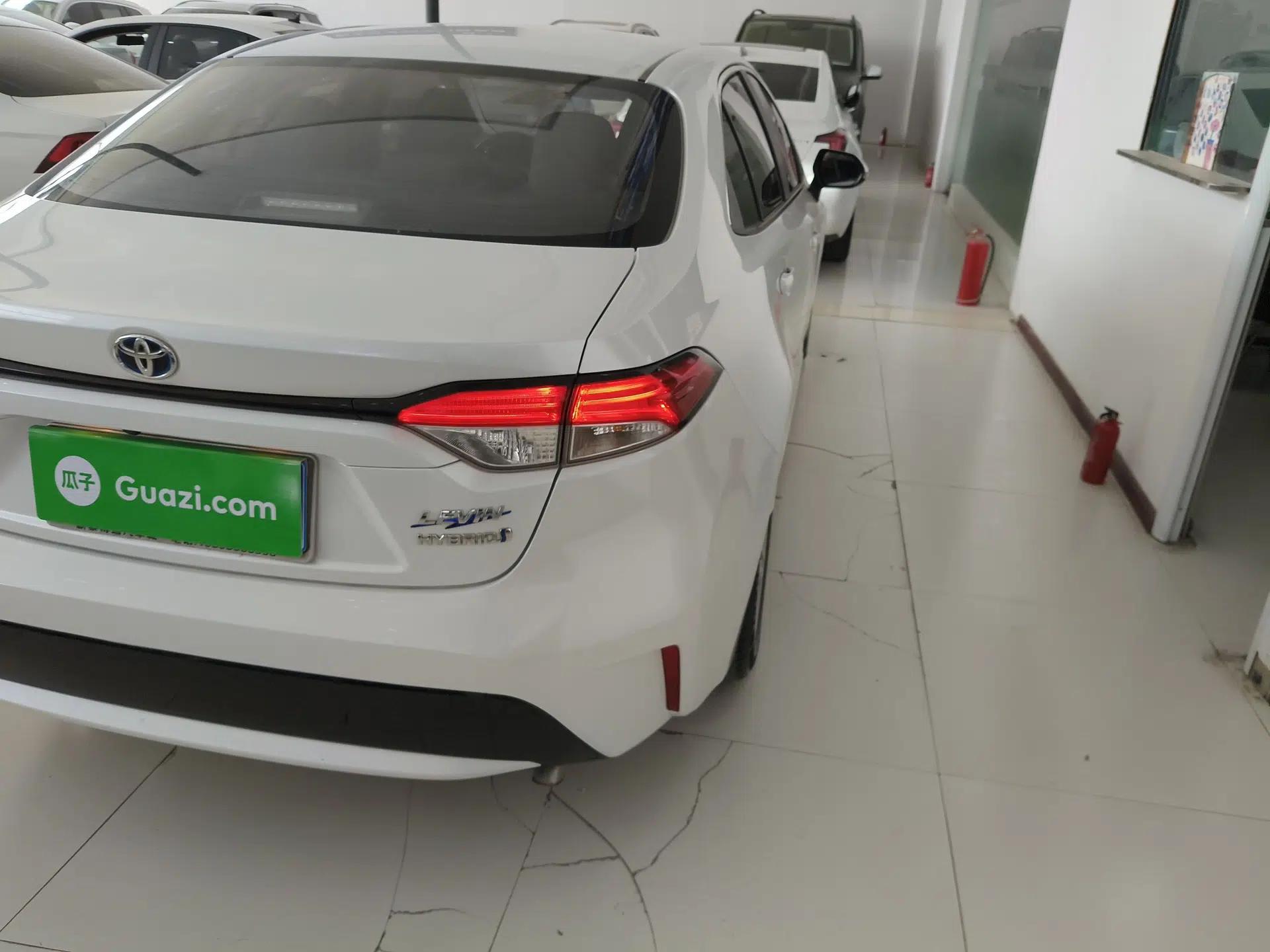 Toyota Levin 2022 Dual-Engine 1.8H E-CVT Luxury Edition — миниатюра 7