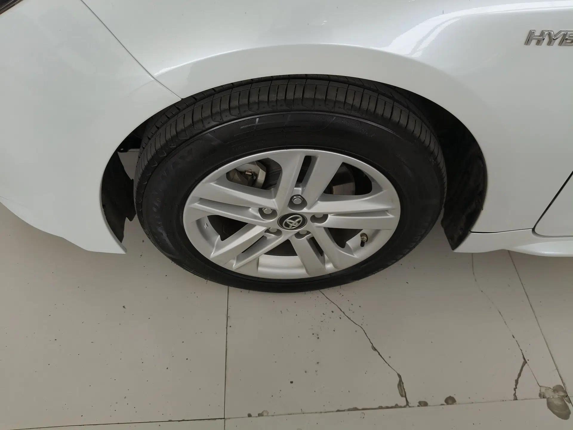 Toyota Levin 2022 Dual-Engine 1.8H E-CVT Luxury Edition — миниатюра 8