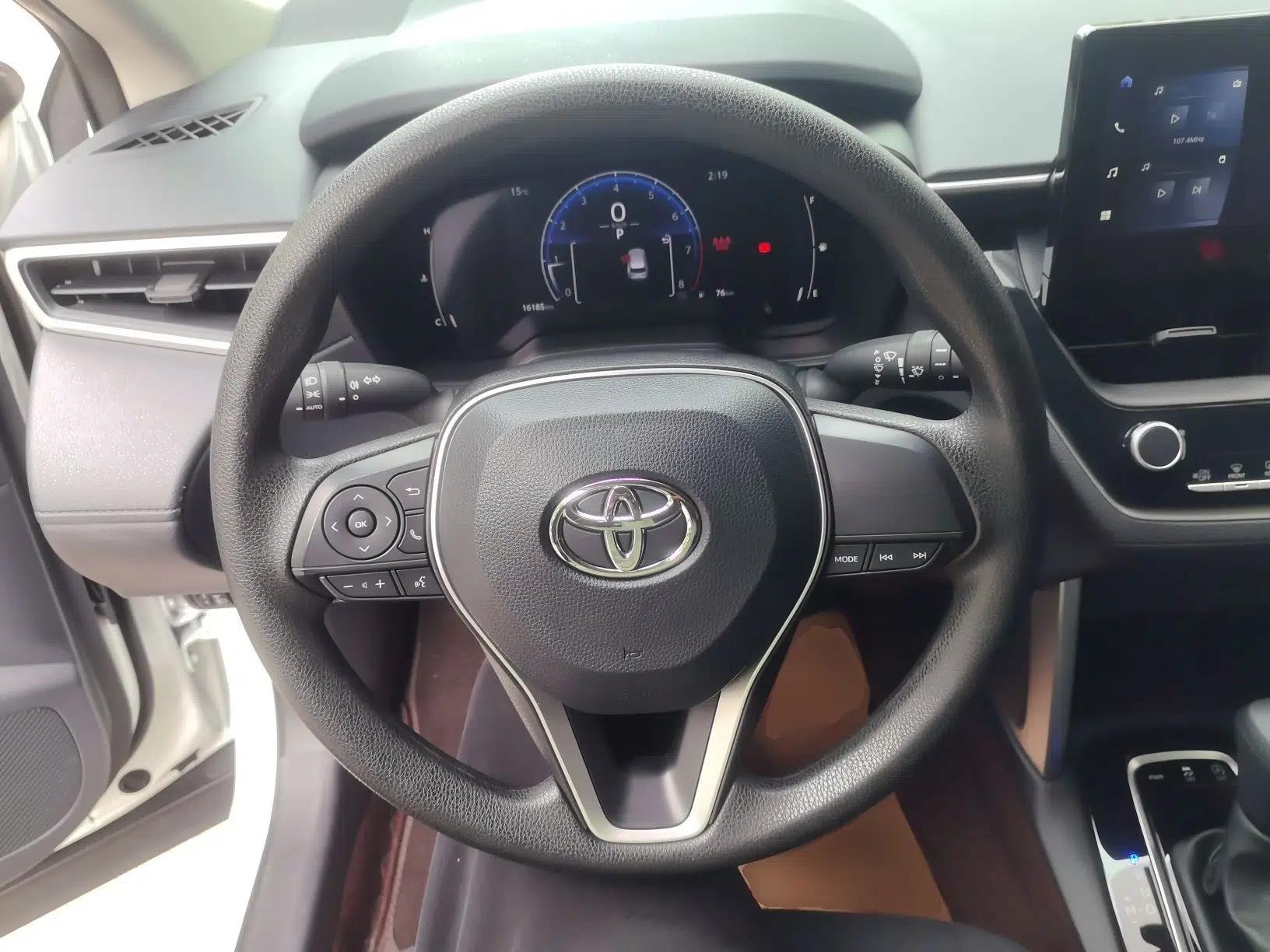 Toyota FRONTLANDER 2023 2.0L CVT Elite Edition — миниатюра 14