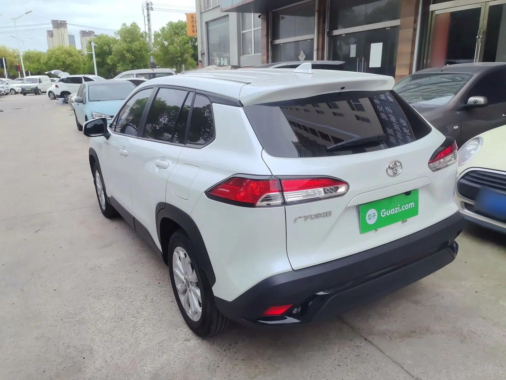 Toyota FRONTLANDER 2023 2.0L CVT Elite Edition — миниатюра 4
